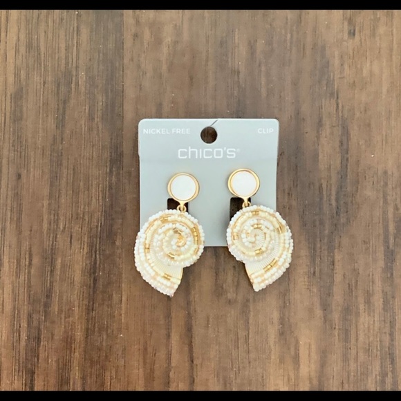 Chico’s summer white seed bead earring - Picture 11 of 15